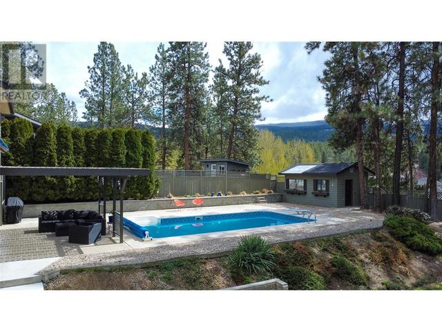 3999 Eastwood Court, House detached with 3 bedrooms, 2 bathrooms and 6 parking in Kelowna BC | Image 32