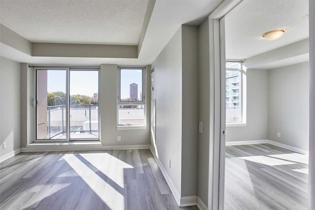 709 - 190 Borough Dr, Condo with 1 bedrooms, 1 bathrooms and 1 parking in Toronto ON | Image 2