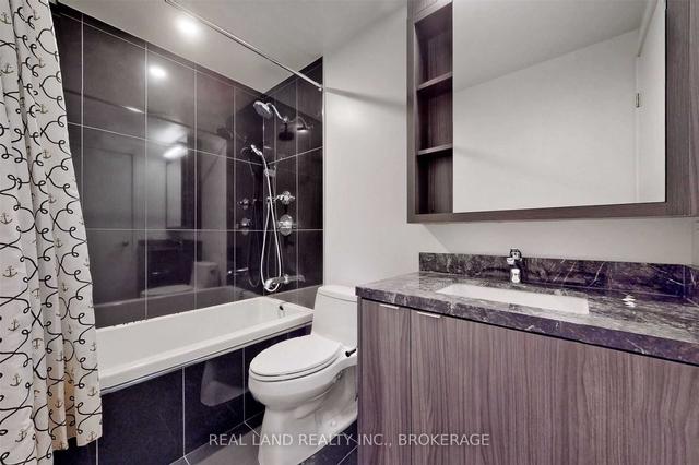 1911 - 125 Blue Jays Way, Condo with 2 bedrooms, 2 bathrooms and 1 parking in Toronto ON | Image 17