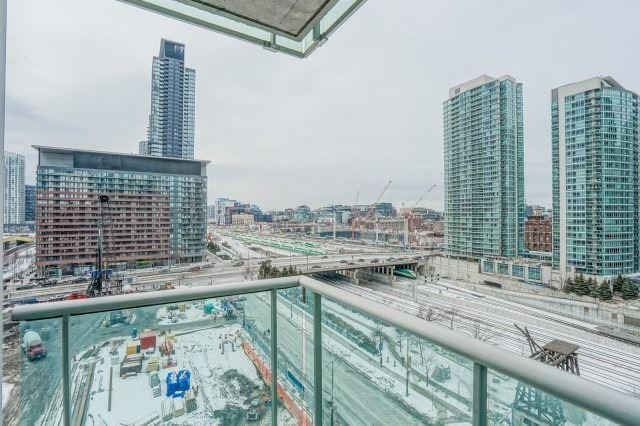 1208 - 81 Navy Wharf Crt, Condo with 2 bedrooms, 2 bathrooms and 1 parking in Toronto ON | Image 19