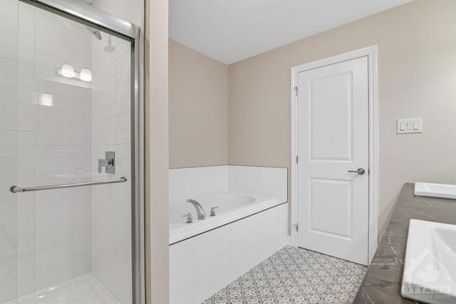 513 Allee Enclave Lane, Townhouse with 3 bedrooms, 3 bathrooms and 2 parking in Clarence Rockland ON | Image 15