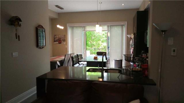 2090 Queensborough Gate, Townhouse with 3 bedrooms, 3 bathrooms and 1 parking in Mississauga ON | Image 3