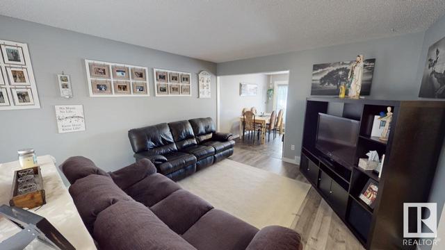 5243 44 Av, House detached with 5 bedrooms, 2 bathrooms and null parking in Drayton Valley AB | Image 12