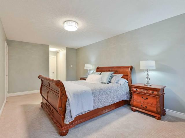 87 Nipissing Cres, House detached with 4 bedrooms, 3 bathrooms and 8 parking in Brampton ON | Image 13