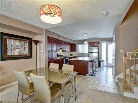 unit 33 - 5035 Oscar Peterson Blvd, Townhouse with 3 bedrooms, 3 bathrooms and 1 parking in Mississauga ON | Image 6