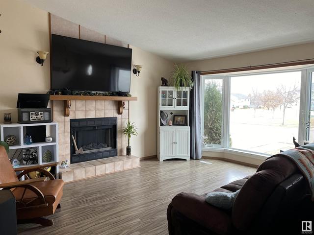 4124 40 Av, House detached with 5 bedrooms, 3 bathrooms and null parking in Bonnyville AB | Image 6