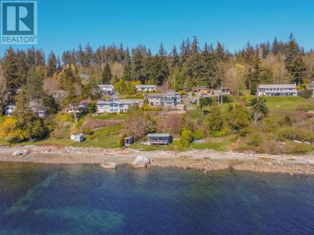 8863 Stark Road, House detached with 4 bedrooms, 2 bathrooms and 3 parking in Powell River B BC | Image 17