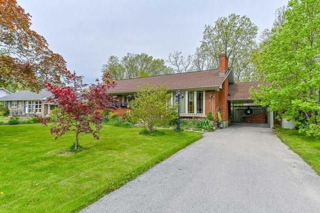 4 Caroline St, House detached with 3 bedrooms, 2 bathrooms and 3 parking in St. Catharines ON | Image 1
