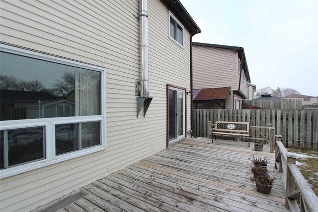 54 Alonna St, House semidetached with 4 bedrooms, 2 bathrooms and 3 parking in Clarington ON | Image 18