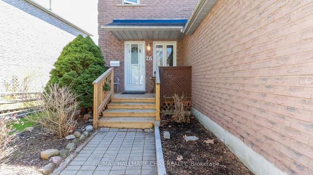 26 Wallace Dr, House attached with 3 bedrooms, 4 bathrooms and 5 parking in Barrie ON | Image 23