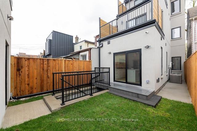734 Richmond St W, House attached with 3 bedrooms, 5 bathrooms and 1 parking in Toronto ON | Image 29