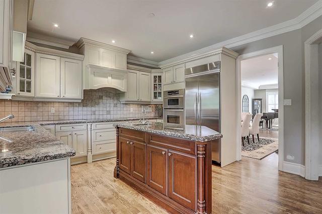 20 Blithfield Ave, House detached with 4 bedrooms, 6 bathrooms and 6 parking in Toronto ON | Image 7
