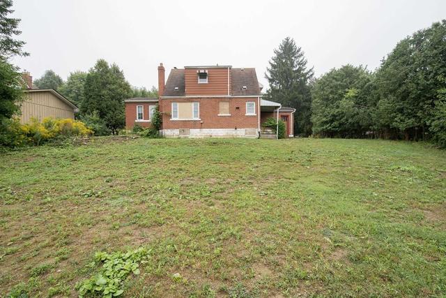 807 Alexander Rd, House detached with 2 bedrooms, 2 bathrooms and 4 parking in Hamilton ON | Image 3