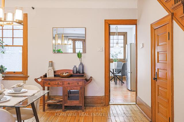 102 Shaftesbury Ave, House semidetached with 3 bedrooms, 3 bathrooms and 0 parking in Toronto ON | Image 25