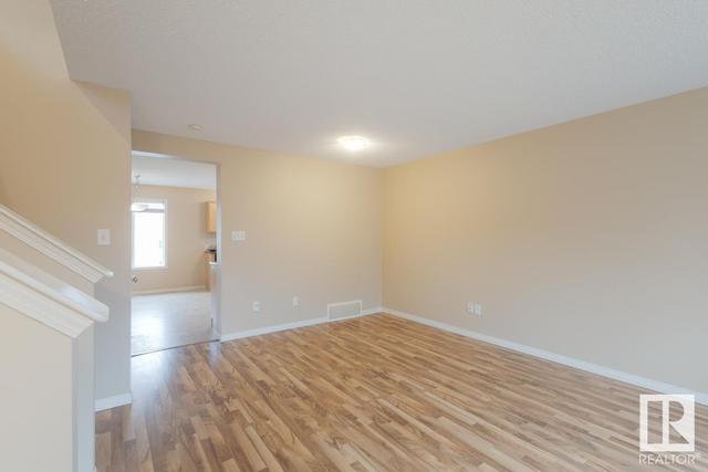 5813 Sutter Pl Nw, House detached with 3 bedrooms, 2 bathrooms and null parking in Edmonton AB | Image 6