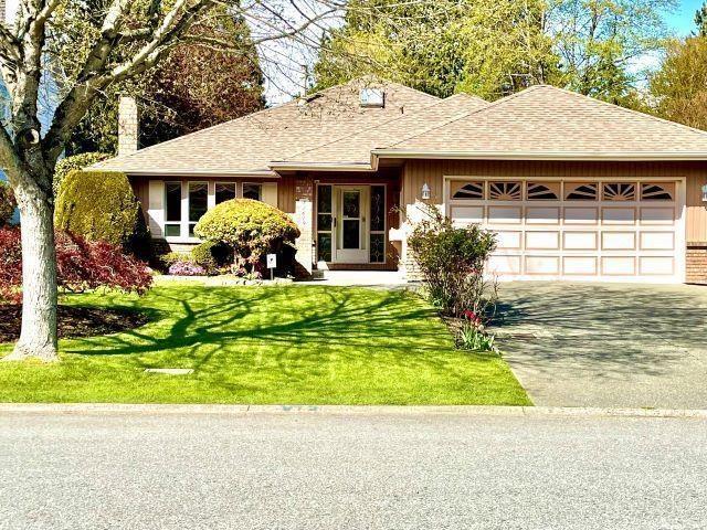 12619 24a Avenue, House detached with 3 bedrooms, 2 bathrooms and 4 parking in Surrey BC | Image 1