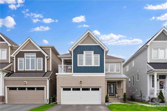 60 Pelham Crescent, House detached with 4 bedrooms, 3 bathrooms and 6 parking in Ottawa ON | Image 1