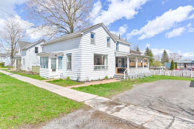 129 Victoria Ave, House detached with 4 bedrooms, 2 bathrooms and 4 parking in Quinte West ON | Image 14