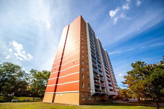 209 - 270 Palmdale Dr, Condo with 2 bedrooms, 1 bathrooms and 1 parking in Toronto ON | Image 1