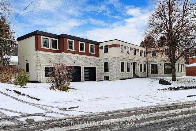 10 Gustav Cres, House detached with 5 bedrooms, 7 bathrooms and 6 parking in Toronto ON | Image 1