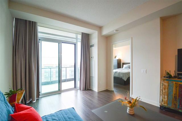 1018 - 525 Wilson Ave, Condo with 1 bedrooms, 1 bathrooms and 1 parking in Toronto ON | Image 8