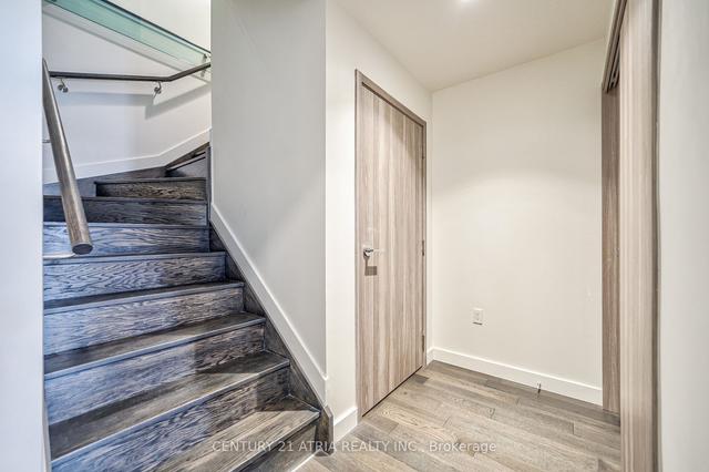 109 - 95 Mcmahon Dr, Townhouse with 2 bedrooms, 2 bathrooms and 1 parking in Toronto ON | Image 13