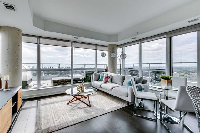 ph2205 - 501 St Clair Ave W, Condo with 2 bedrooms, 2 bathrooms and 2 parking in Toronto ON | Image 2
