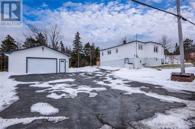 26 Harbour Drive, House detached with 2 bedrooms, 1 bathrooms and null parking in Colliers NL | Image 2