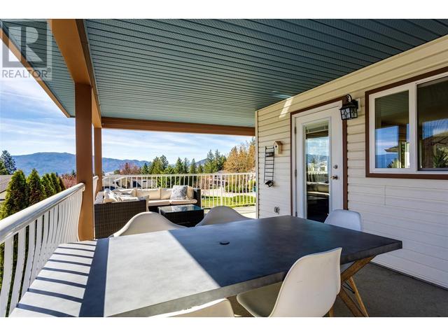 2680 Copper Ridge Drive, House detached with 3 bedrooms, 3 bathrooms and 2 parking in West Kelowna BC | Image 22