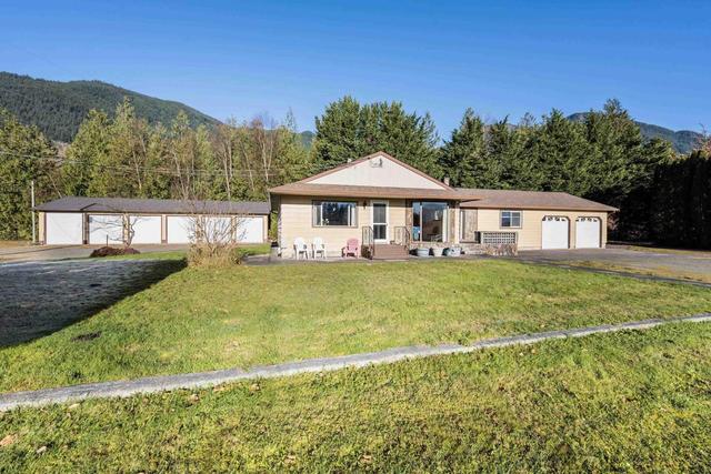 2689 Sutherland Road, Home with 0 bedrooms, 0 bathrooms and null parking in Kent BC | Image 3