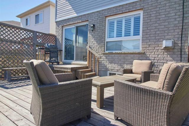 1690 Radcliffe Dr, House detached with 3 bedrooms, 3 bathrooms and 2 parking in Oshawa ON | Image 31