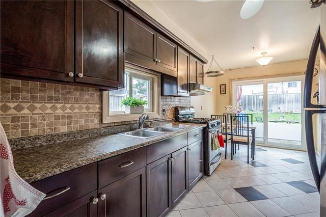 132 Hansen Drive N, House semidetached with 4 bedrooms, 2 bathrooms and 3 parking in Brampton ON | Image 7