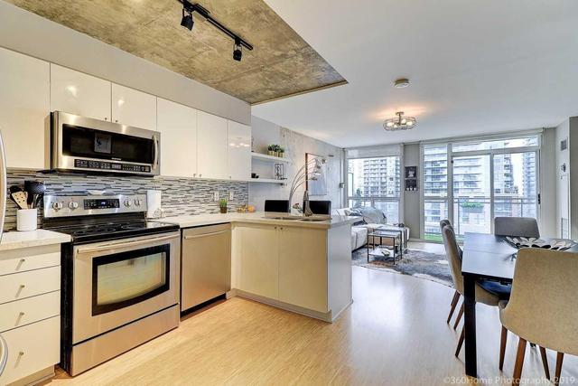 806 - 1029 King St W, Condo with 2 bedrooms, 2 bathrooms and 1 parking in Toronto ON | Image 7