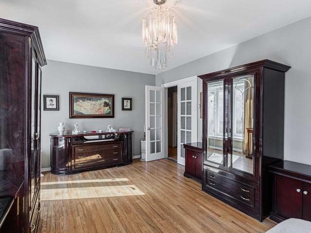 75 Rockford Rd, House detached with 3 bedrooms, 5 bathrooms and 7 parking in Toronto ON | Image 6