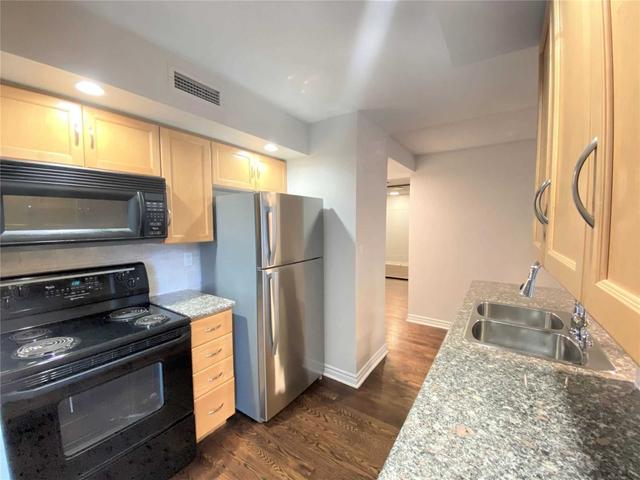 405 - 270 Wellington St W, Condo with 1 bedrooms, 1 bathrooms and 1 parking in Toronto ON | Image 18