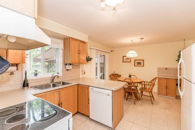 10 Heatherwood Dr, House detached with 3 bedrooms, 2 bathrooms and 6 parking in Springwater ON | Image 6