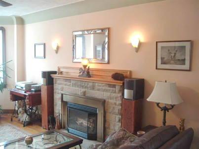 79 Thirty First St, House detached with 2 bedrooms, 2 bathrooms and 3 parking in Toronto ON | Image 5