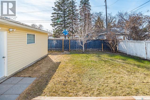 2338 Dufferin Avenue, House detached with 4 bedrooms, 2 bathrooms and null parking in Saskatoon SK | Image 29