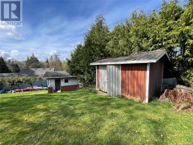 860 Greenwood St, House detached with 3 bedrooms, 1 bathrooms and 4 parking in Campbell River BC | Image 6