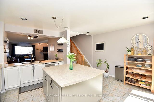 28 - 26 Moss Blvd, Townhouse with 3 bedrooms, 3 bathrooms and 2 parking in Hamilton ON | Image 16