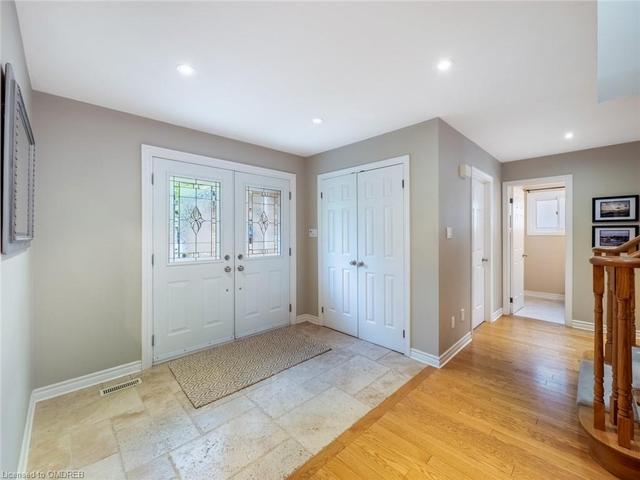 1283 Springwood Crescent, House detached with 4 bedrooms, 2 bathrooms and 6 parking in Oakville ON | Image 43
