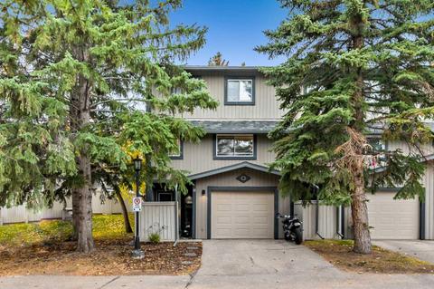 12 - 27 Silver Springs Drive Nw, Home with 3 bedrooms, 2 bathrooms and 2 parking in Calgary AB | Card Image