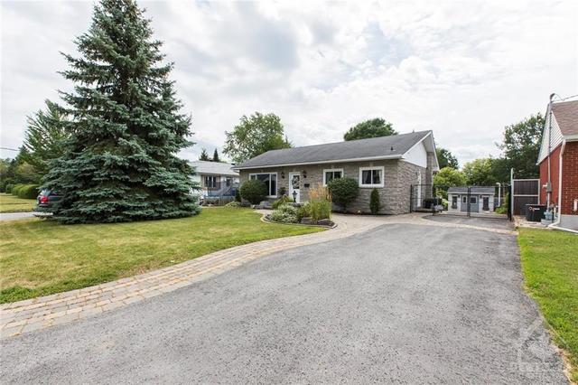 28 Appleford Street, House detached with 2 bedrooms, 2 bathrooms and 6 parking in Ottawa ON | Image 28