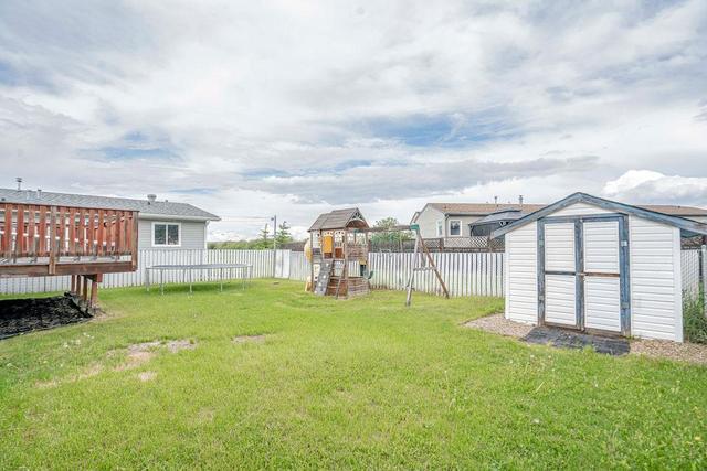 10309 96 Street, House detached with 4 bedrooms, 2 bathrooms and 7 parking in Grande Prairie County No. 1 AB | Image 20