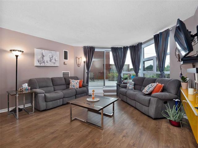 218 - 10 Dean Park Rd, Condo with 2 bedrooms, 1 bathrooms and 1 parking in Toronto ON | Image 28
