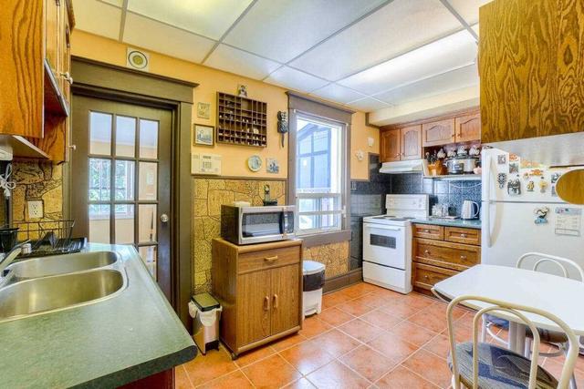 287 Caledonia Rd, House semidetached with 3 bedrooms, 1 bathrooms and 2 parking in Toronto ON | Image 4