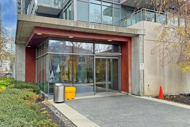 4015 - 11 Brunel Crt, Condo with 2 bedrooms, 2 bathrooms and 1 parking in Toronto ON | Image 23
