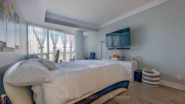 604 - 33 Ellen St, Condo with 2 bedrooms, 2 bathrooms and 2 parking in Barrie ON | Image 6