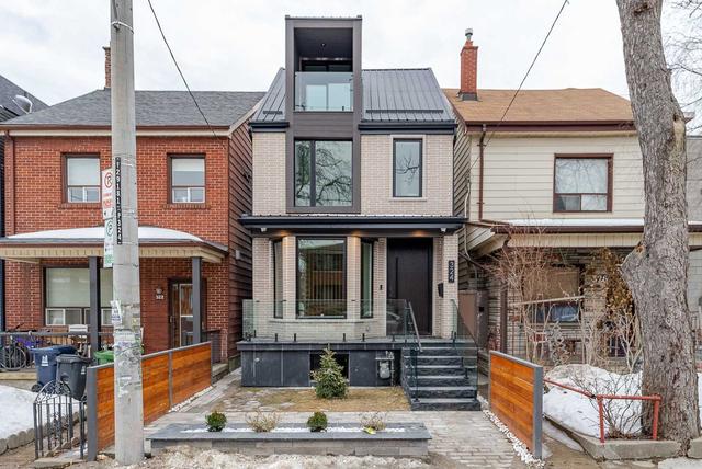 324 Euclid Ave, House detached with 4 bedrooms, 4 bathrooms and 2 parking in Toronto ON | Image 1