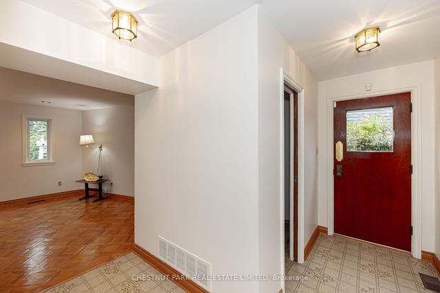 44 Shaughnessy Blvd, House detached with 5 bedrooms, 3 bathrooms and 4 parking in Toronto ON | Image 5